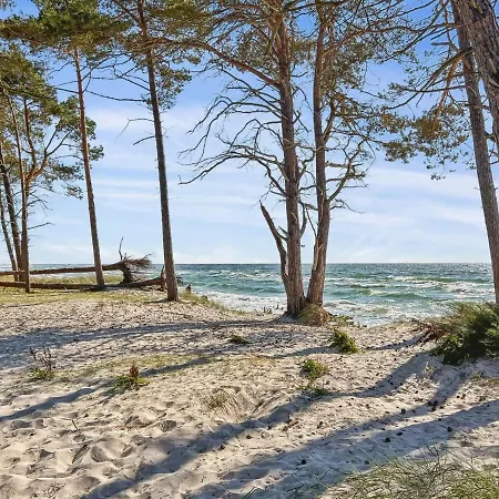 Holiday home Ellynor - 600m From The Sea In Bornholm By Interhome